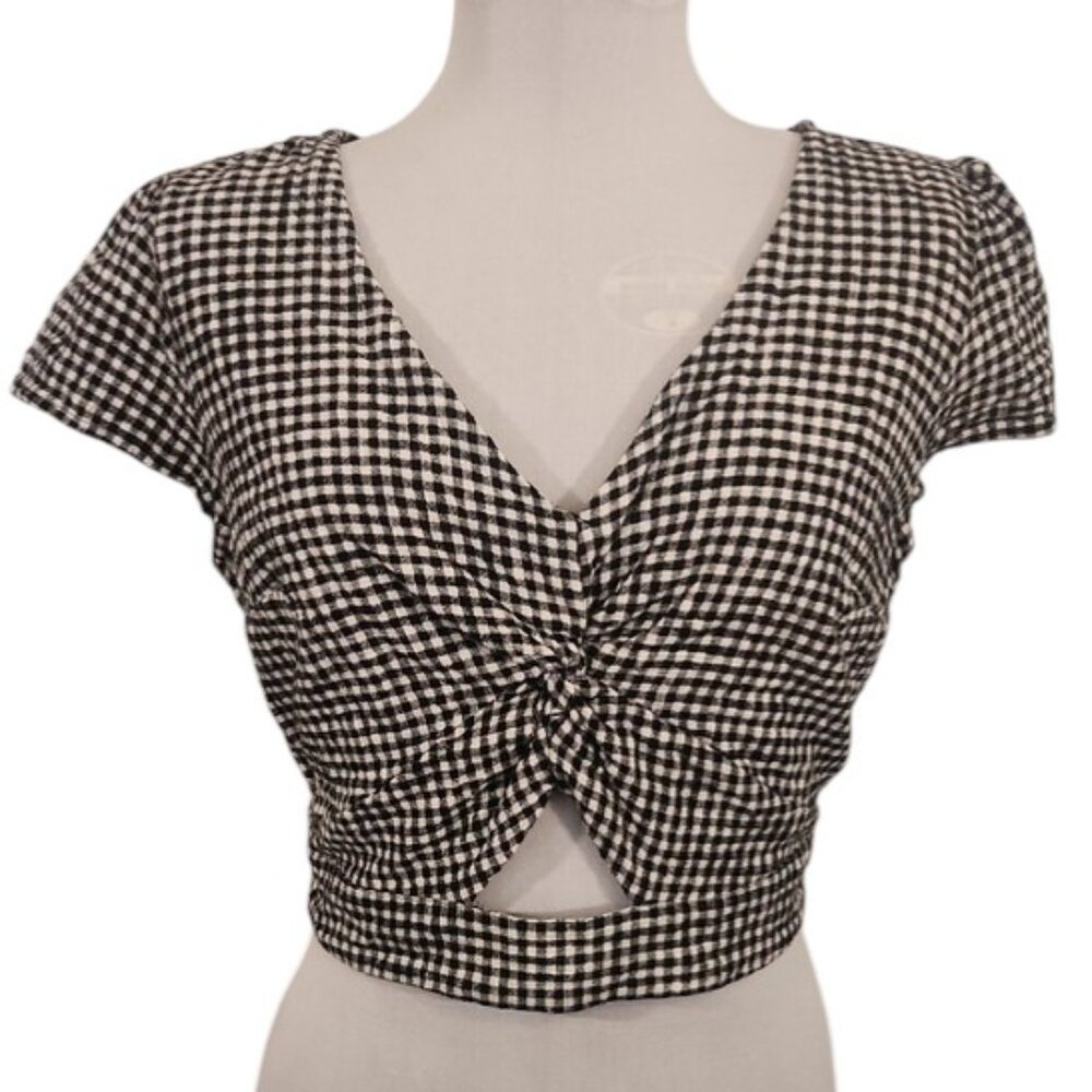 Hollister Gingham Twist Front Cutout Crop Top Women’s Large